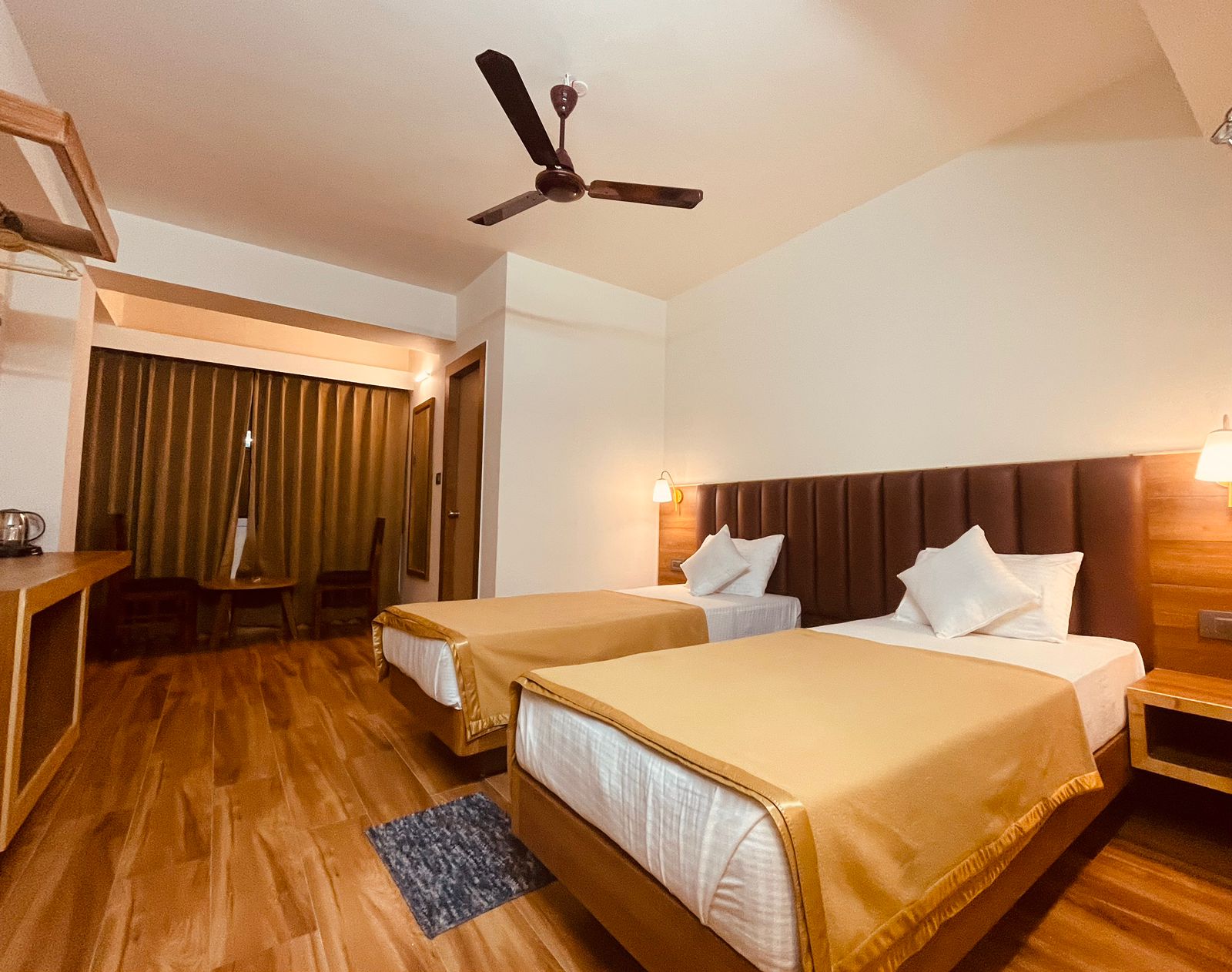 Twin Deluxe Room