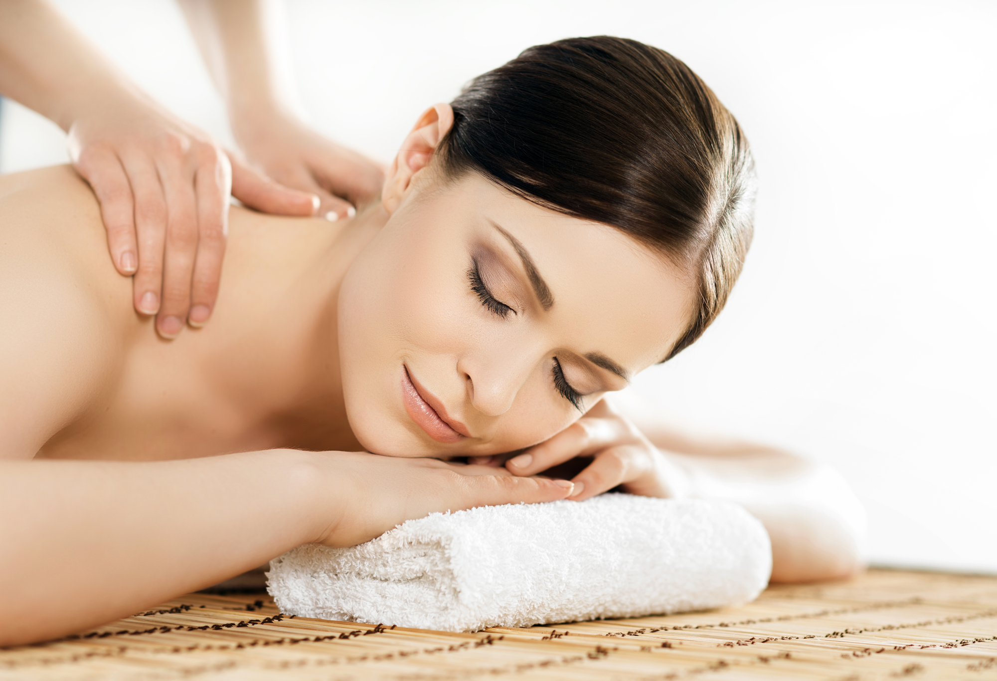 ABHYANGA FULL BODY MASSAGE (ONLY FEMALE)
