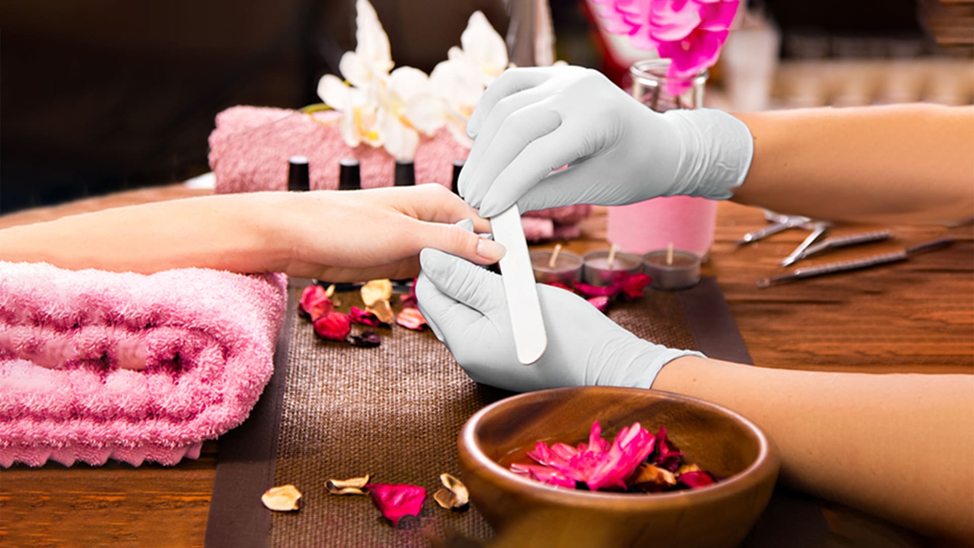 MANICURE THERAPY