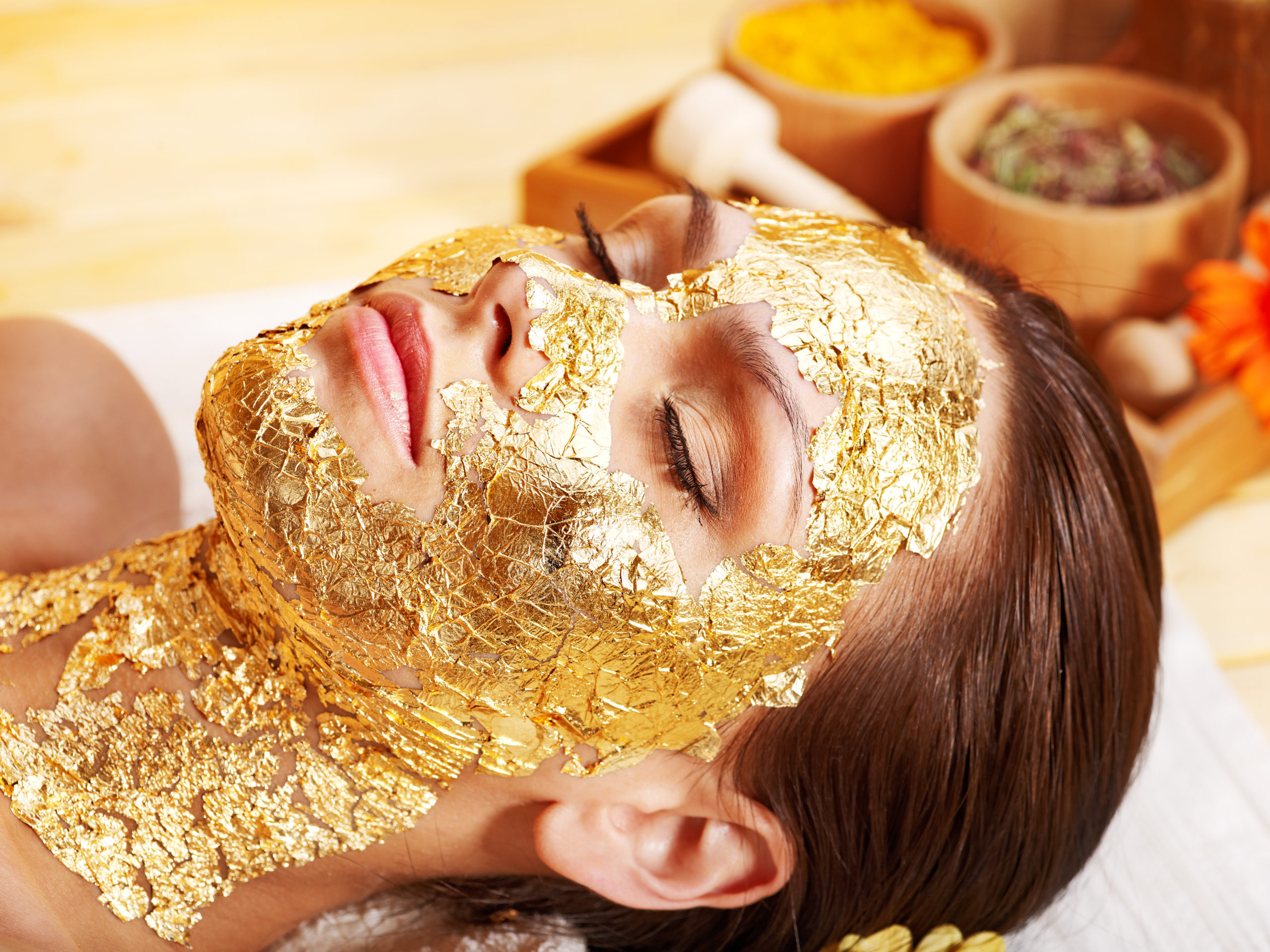 GOLD E FACIAL