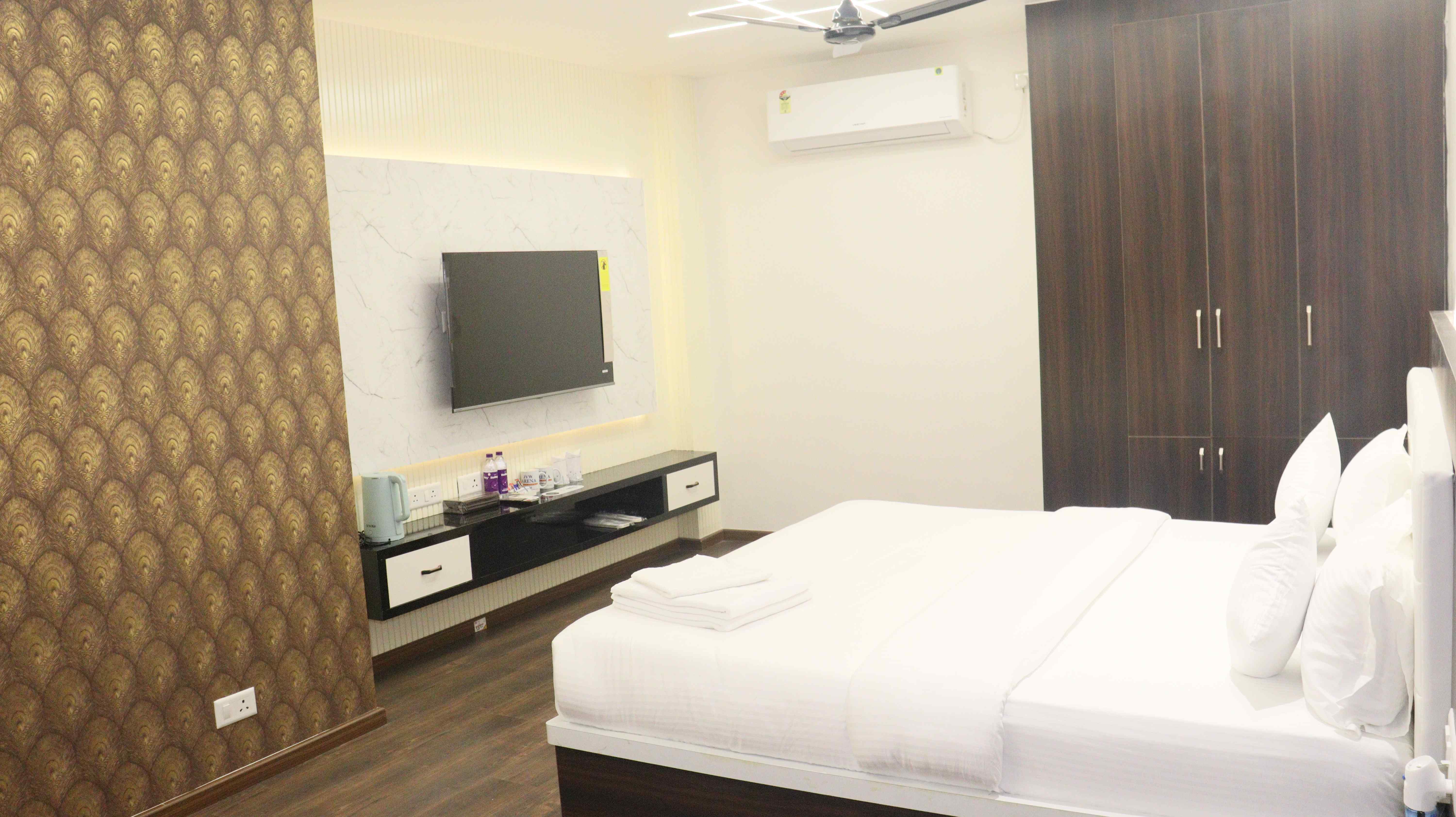 PREMIUM AC ROOMS