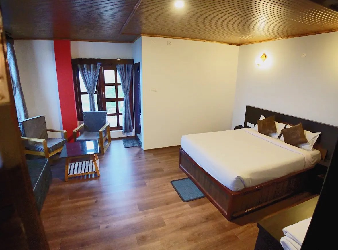 Luxury Rooms
