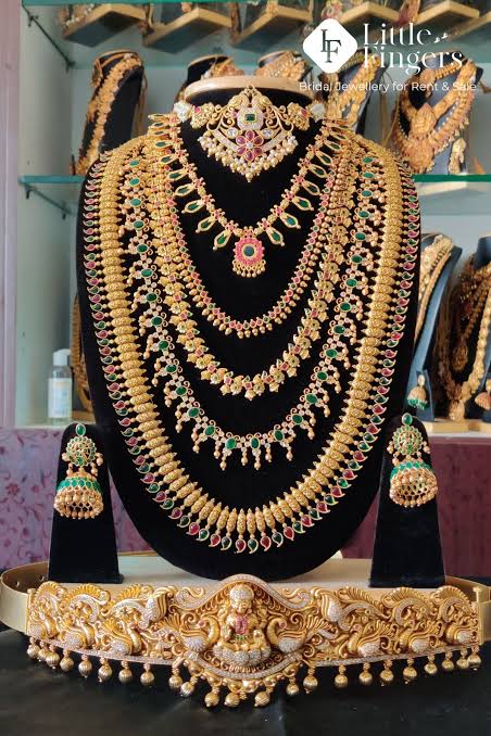 Jewellery sets
