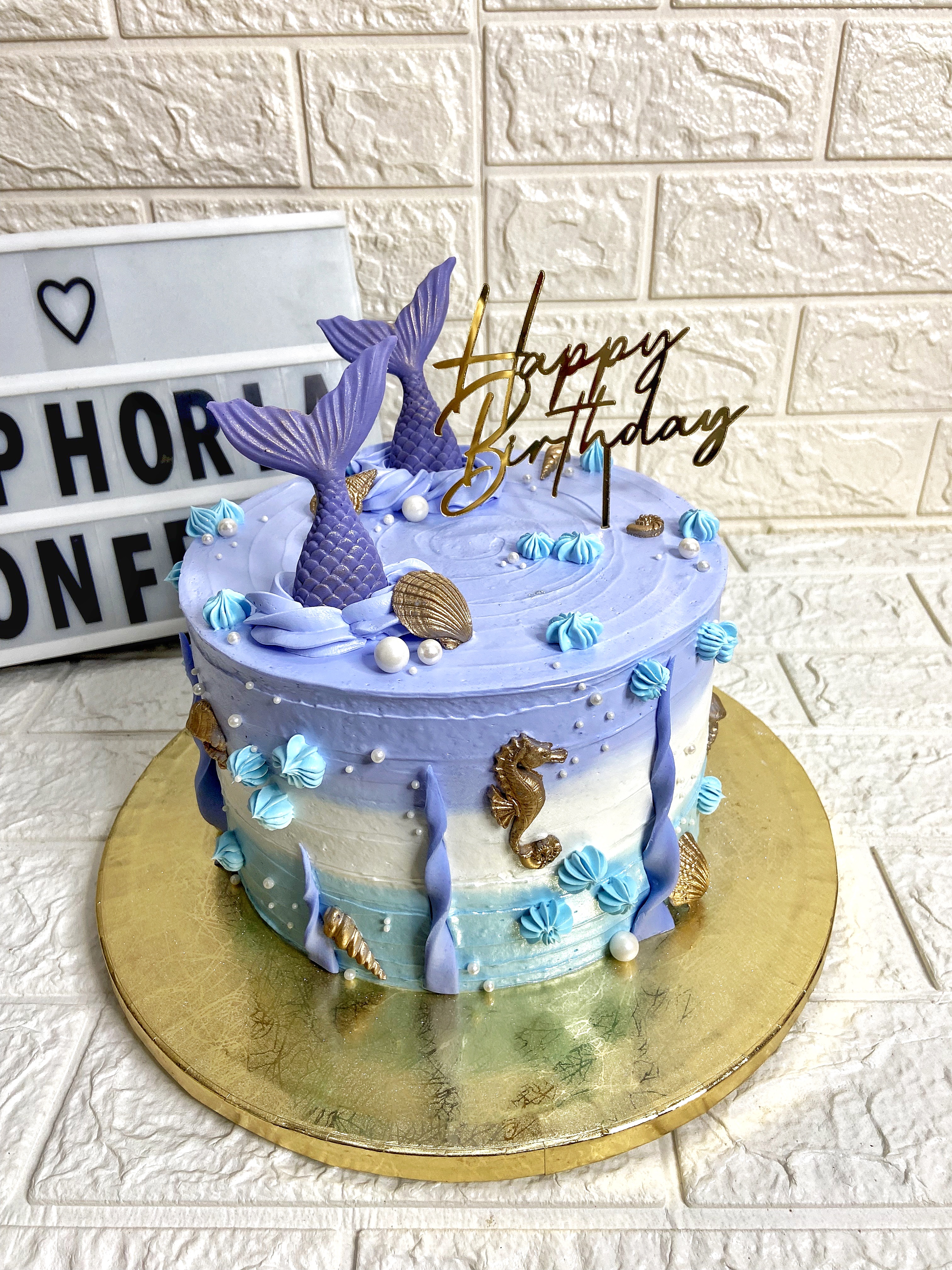 Custom cakes