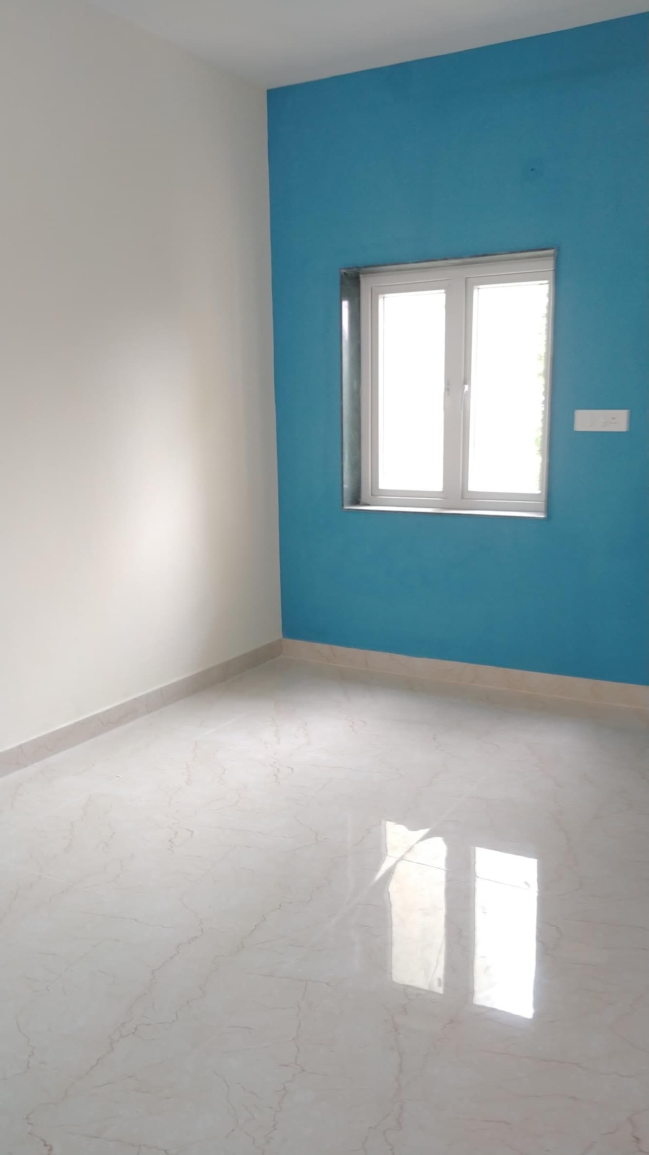 3 Bhk With tarish right 2nd Flor munirka. Dda flat