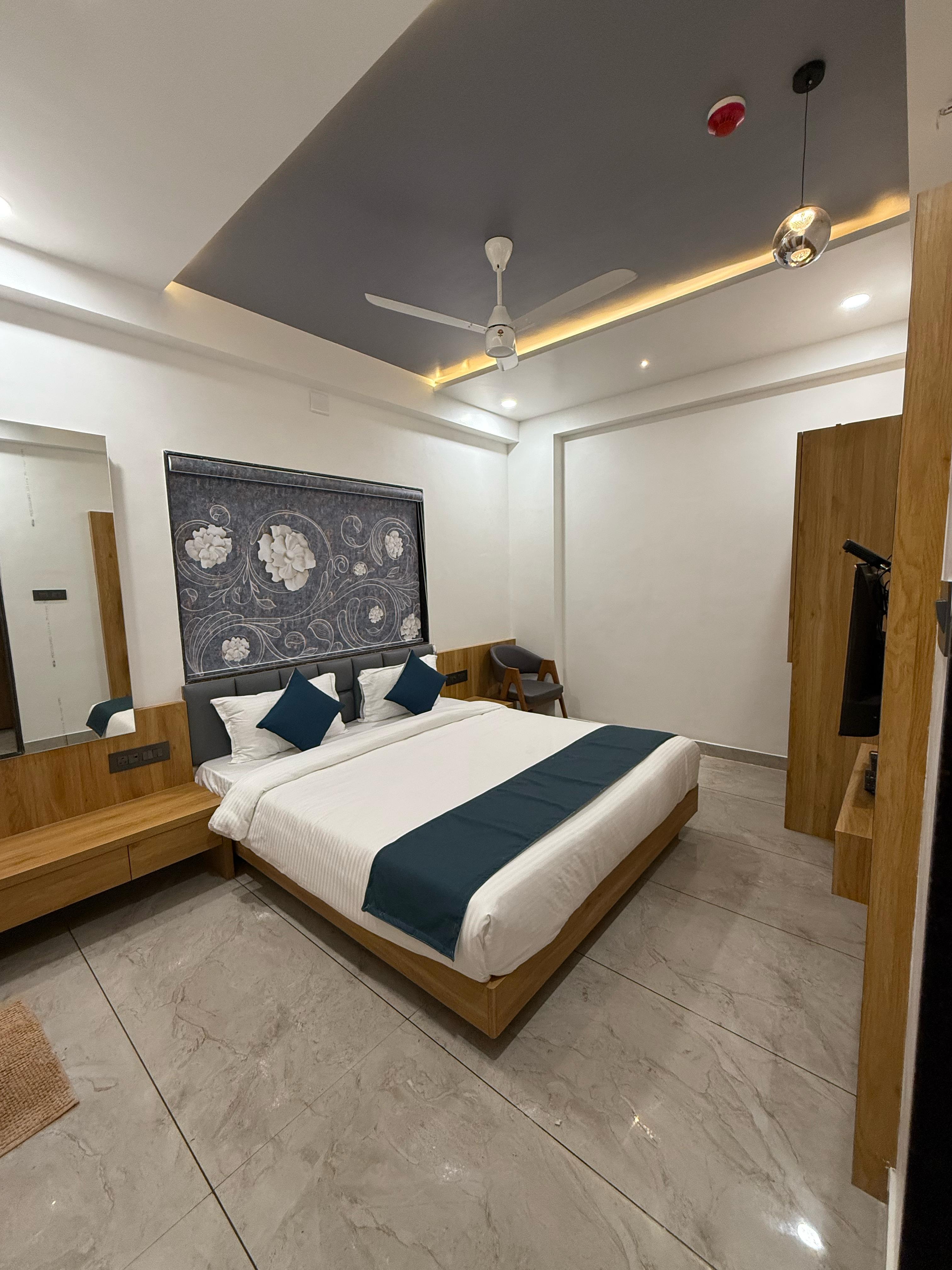 Deluxe Room's