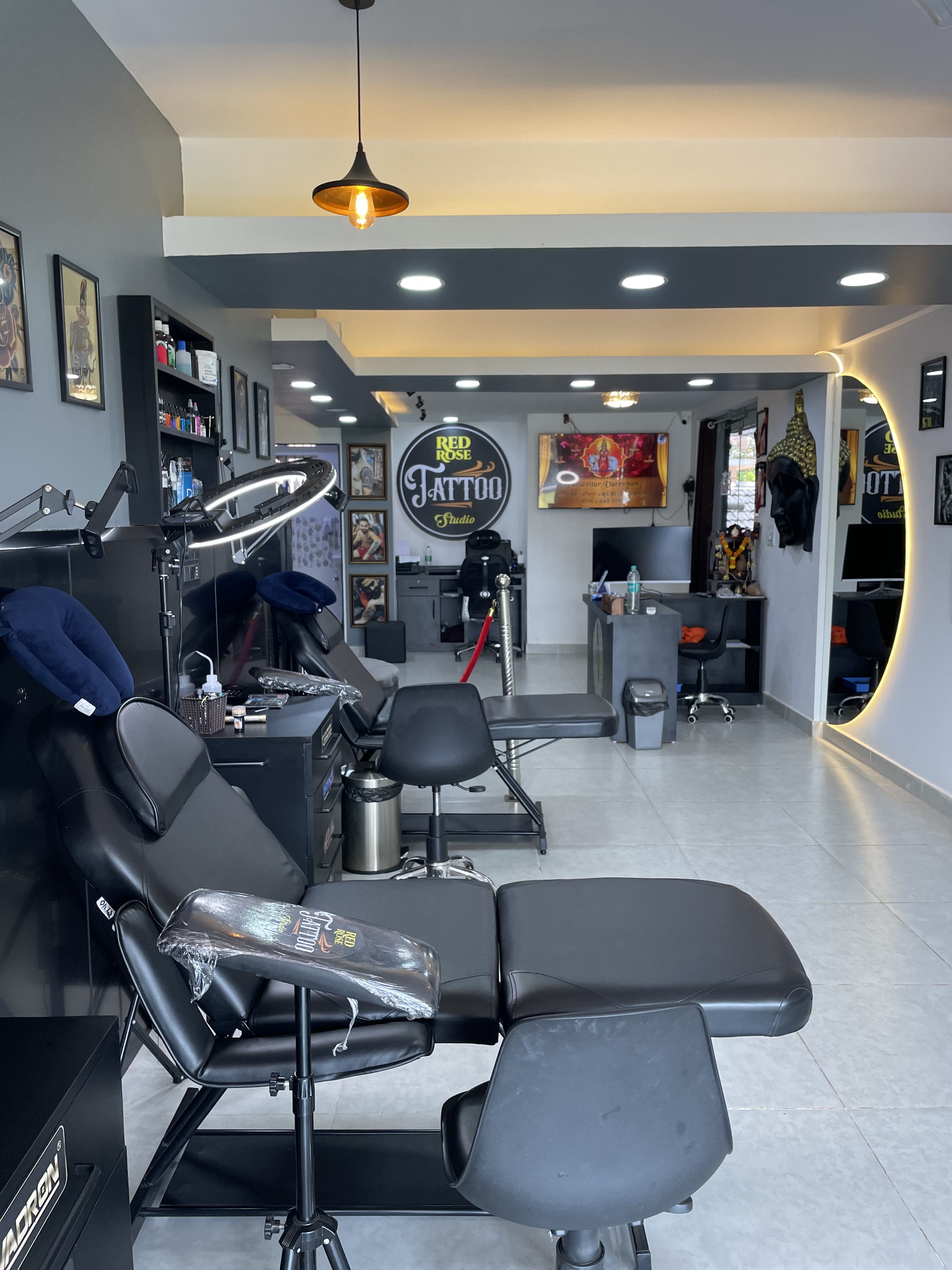 Tattoo Artist